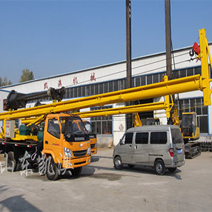 天津港柴油锤打桩机