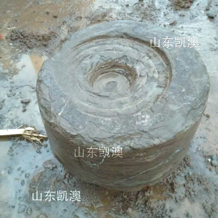 WD-220机锁杆旋挖钻机