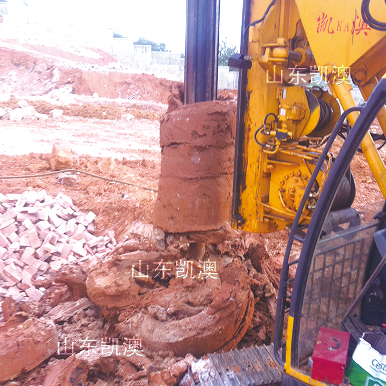 WD-220机锁杆旋挖钻机