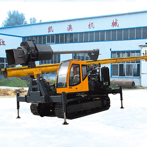 履带式柴油锤打桩机